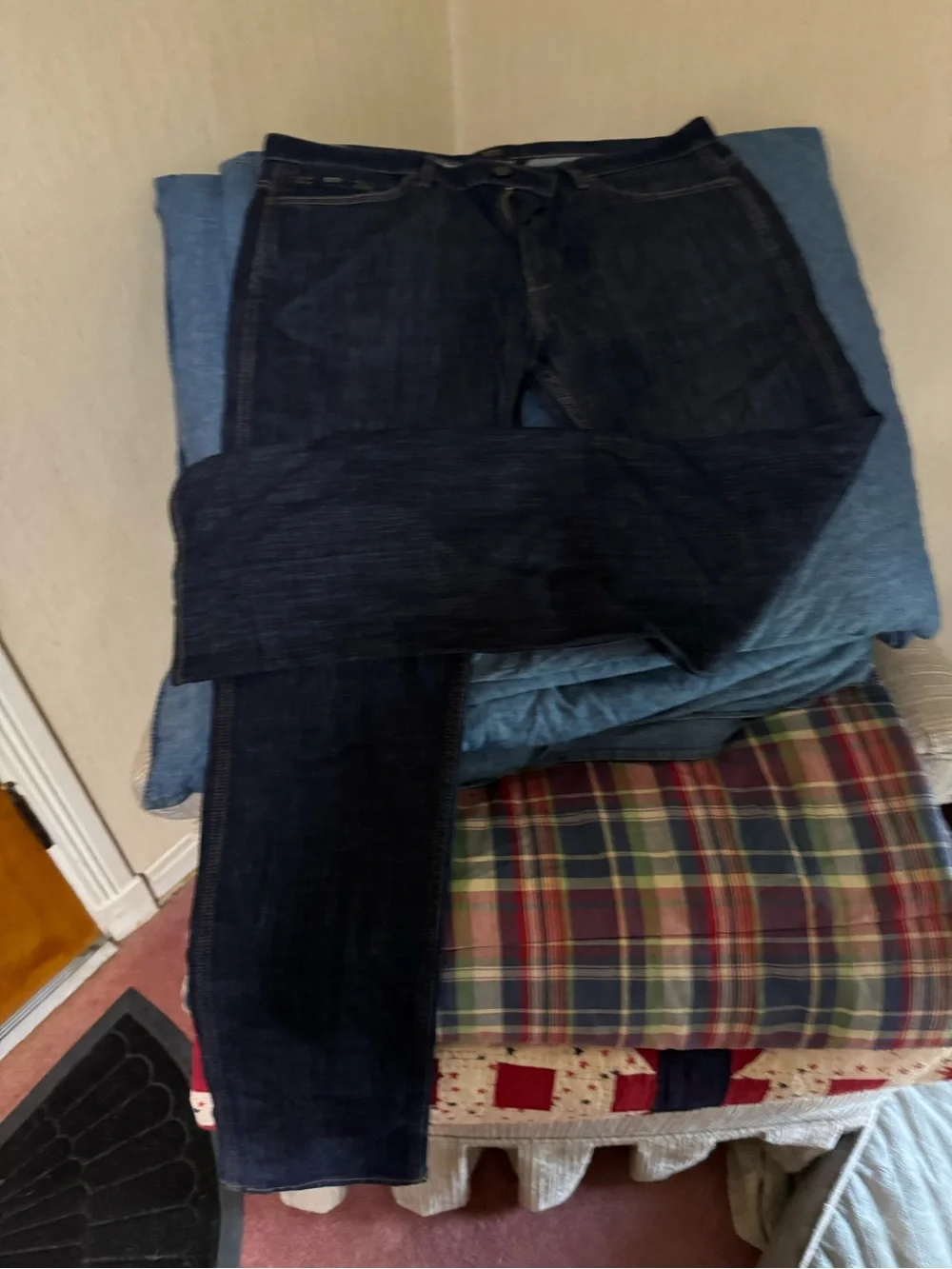 Hugo Boss Men's Dark Blue Straight Jeans